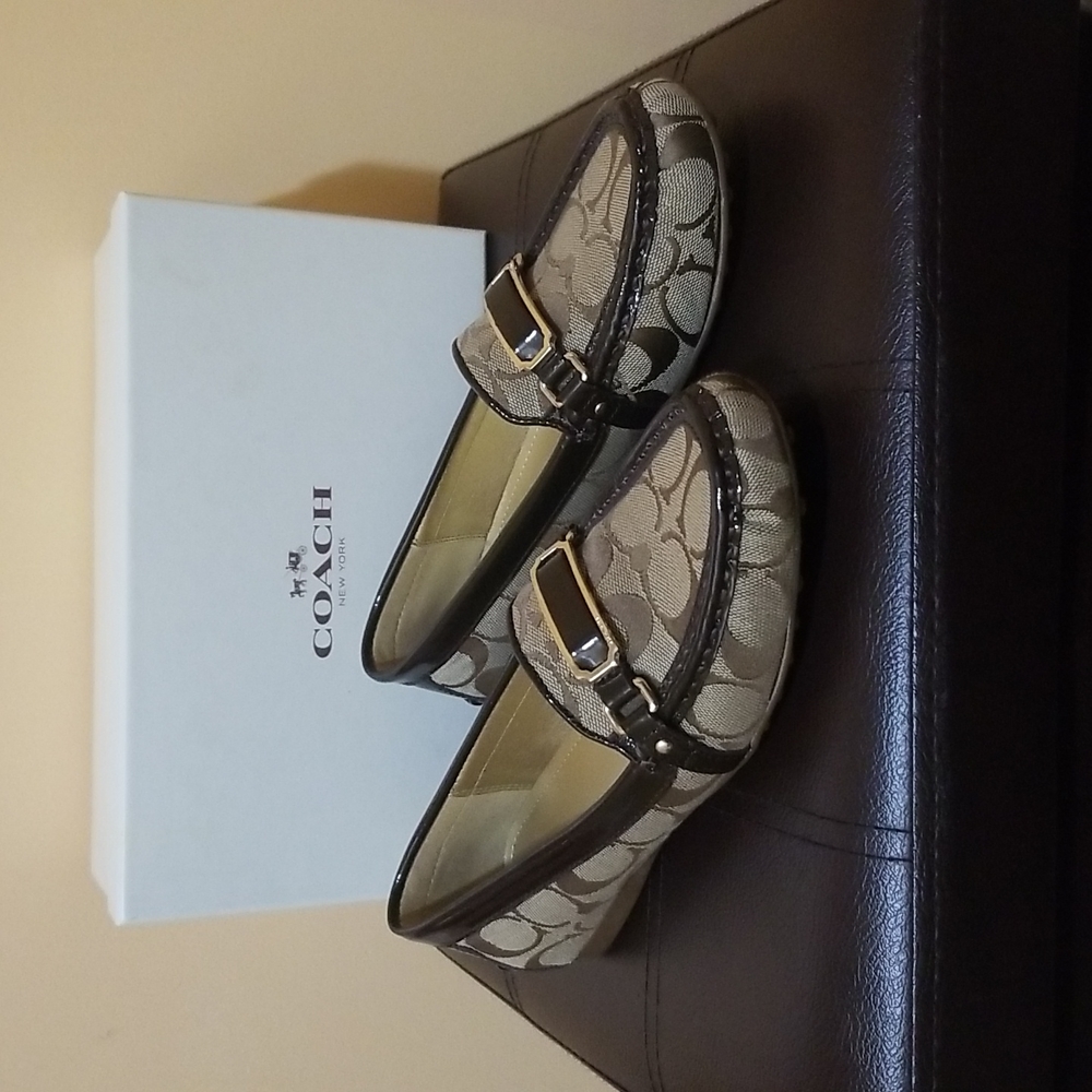 Coach loafer